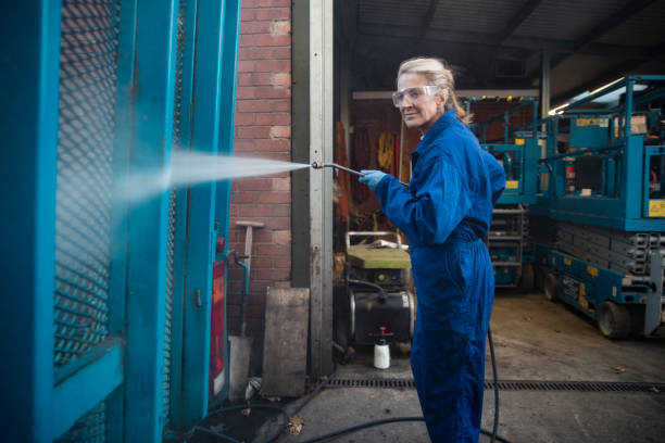 Best Rust Removal  in Windermere, FL
