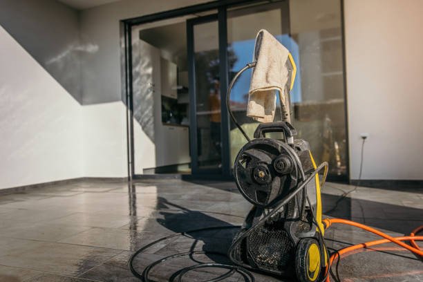 Best Sign and Awning Cleaning  in Windermere, FL